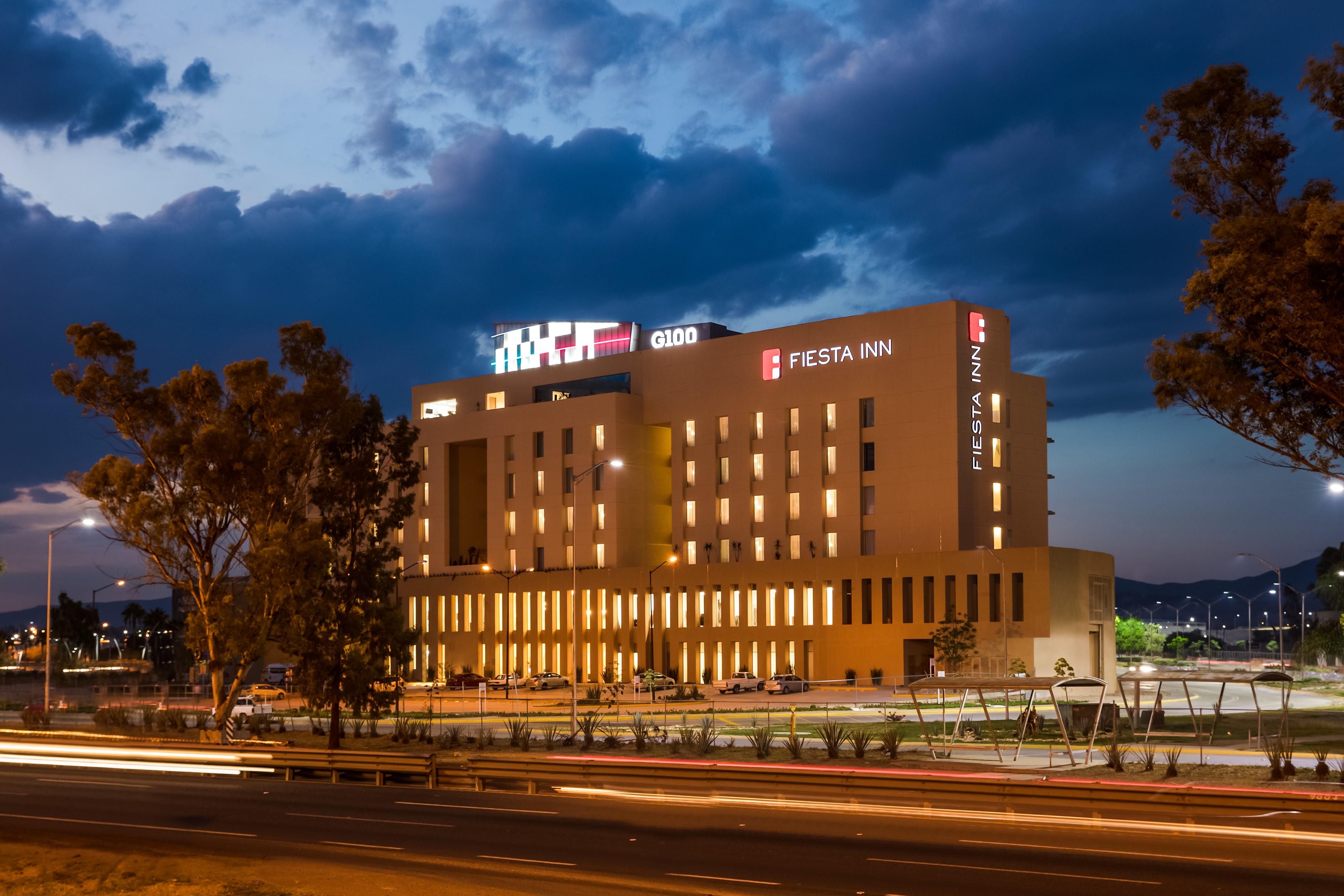 Fiesta Inn Silao Puerto Interior Kültér fotó