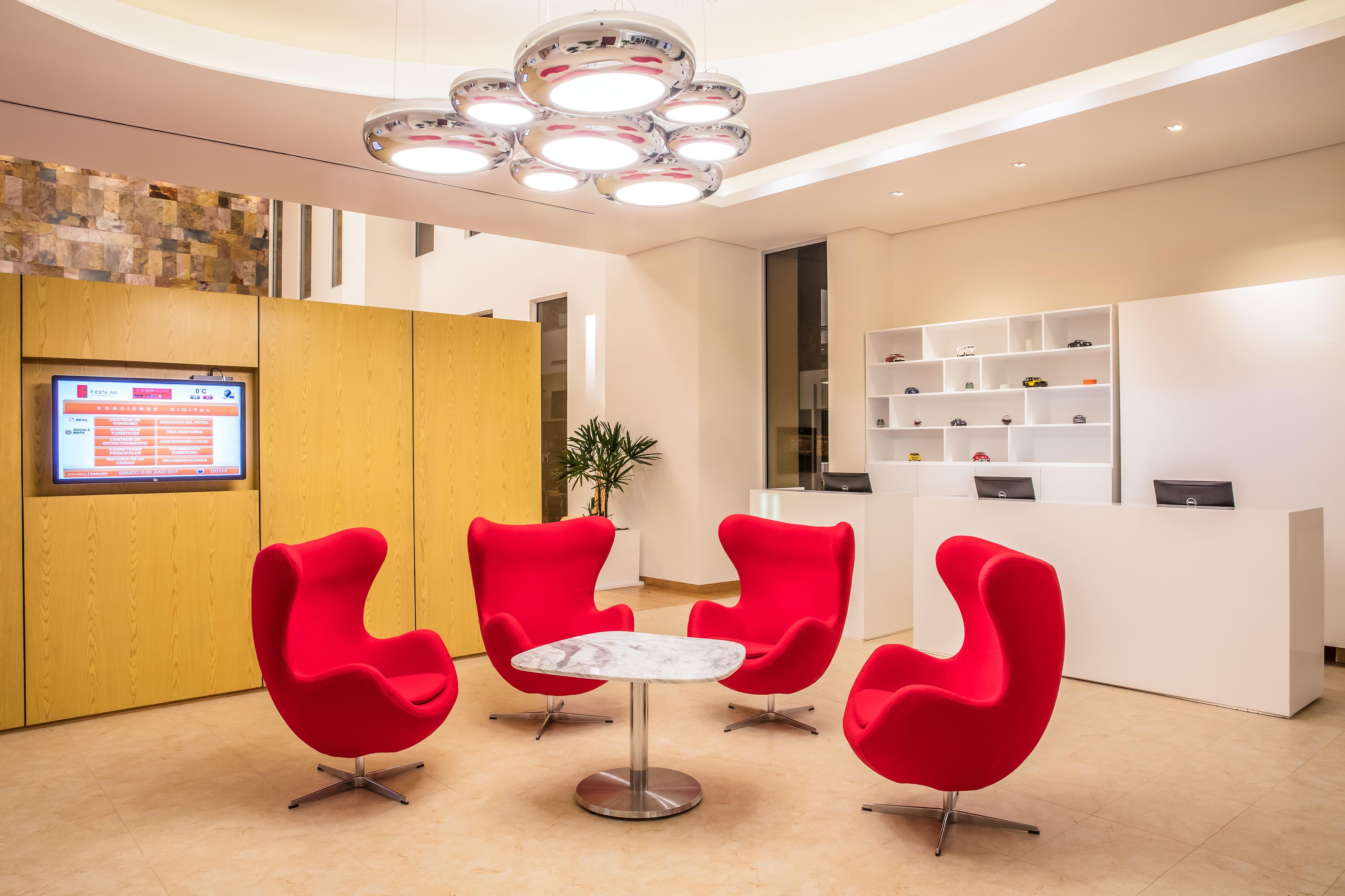 Fiesta Inn Silao Puerto Interior Kültér fotó