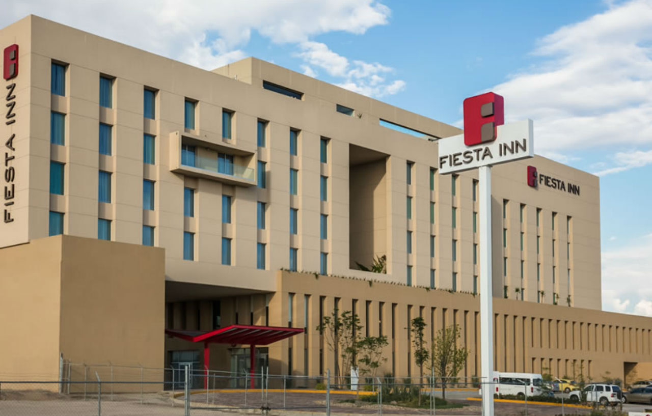 Fiesta Inn Silao Puerto Interior Kültér fotó
